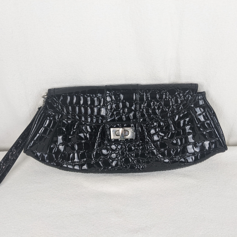 New York & Co clutch/ Wristlet